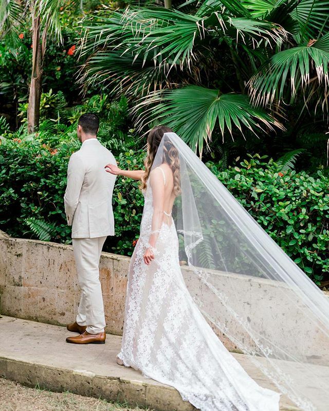 Eventives's tweet image. Brides's and Groom's  first look
.
.
.
.
#lovely #brideandgroomtobe #weddingday #bestdayever #unforgettable #sayyesinparadise #loveisintheair #couplegoals #dreamcometrue #destinationwedding #beachwedding #magicalmoments #celebratelove #happyeverafter #we… ift.tt/2Hjx4iA