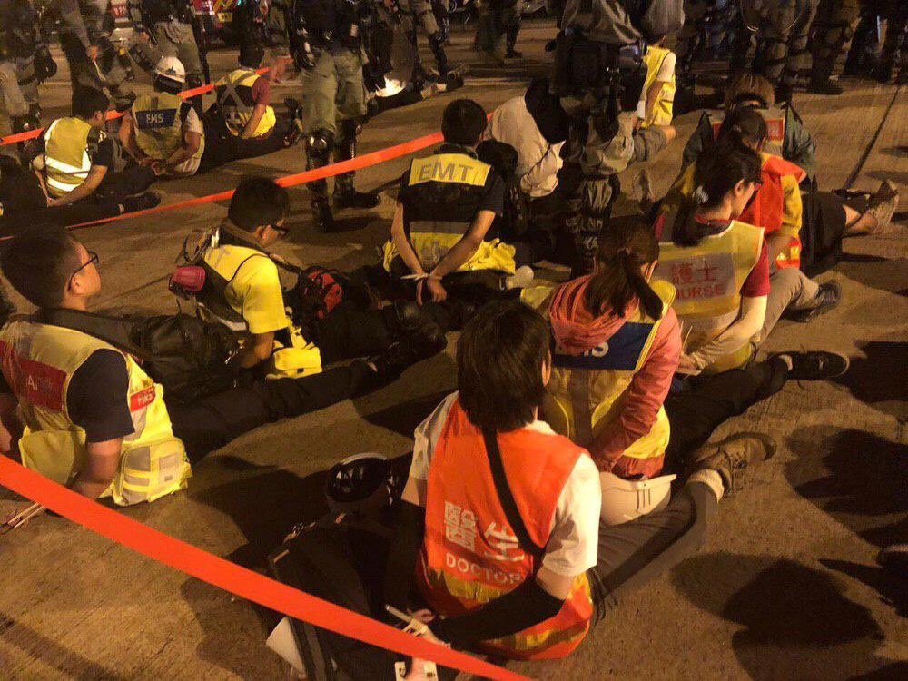 <a href="/HumanRightsPath/">Human Rights Path</a> @HongKongFP this is everyone with conscience would do except HK gov. They only respect 🇨🇳🇨🇳and 💰. Voluntary first aider here in HongKong also need some respect instead of being treated as some criminals