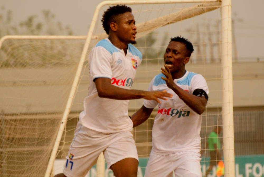 On this day in 2019: Mathias Ogwuche scored a brace for Remo Stars in their  2-1 win over Kwara United on #ValentinesDay2019. Daberechi Anyawu scored Kwara United's goal.

#ValentinesDay2020