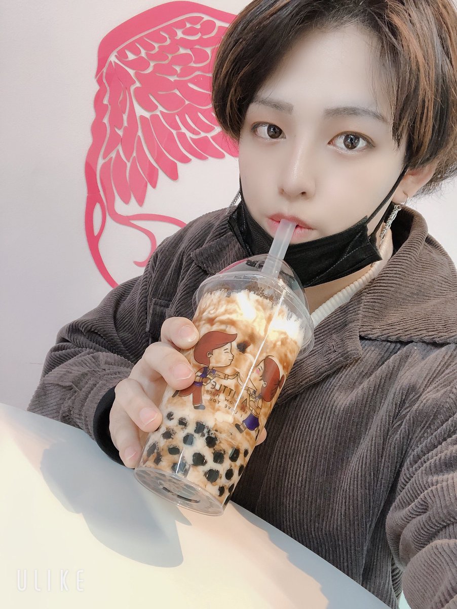 ぶりっ子男 ぶりっ子男