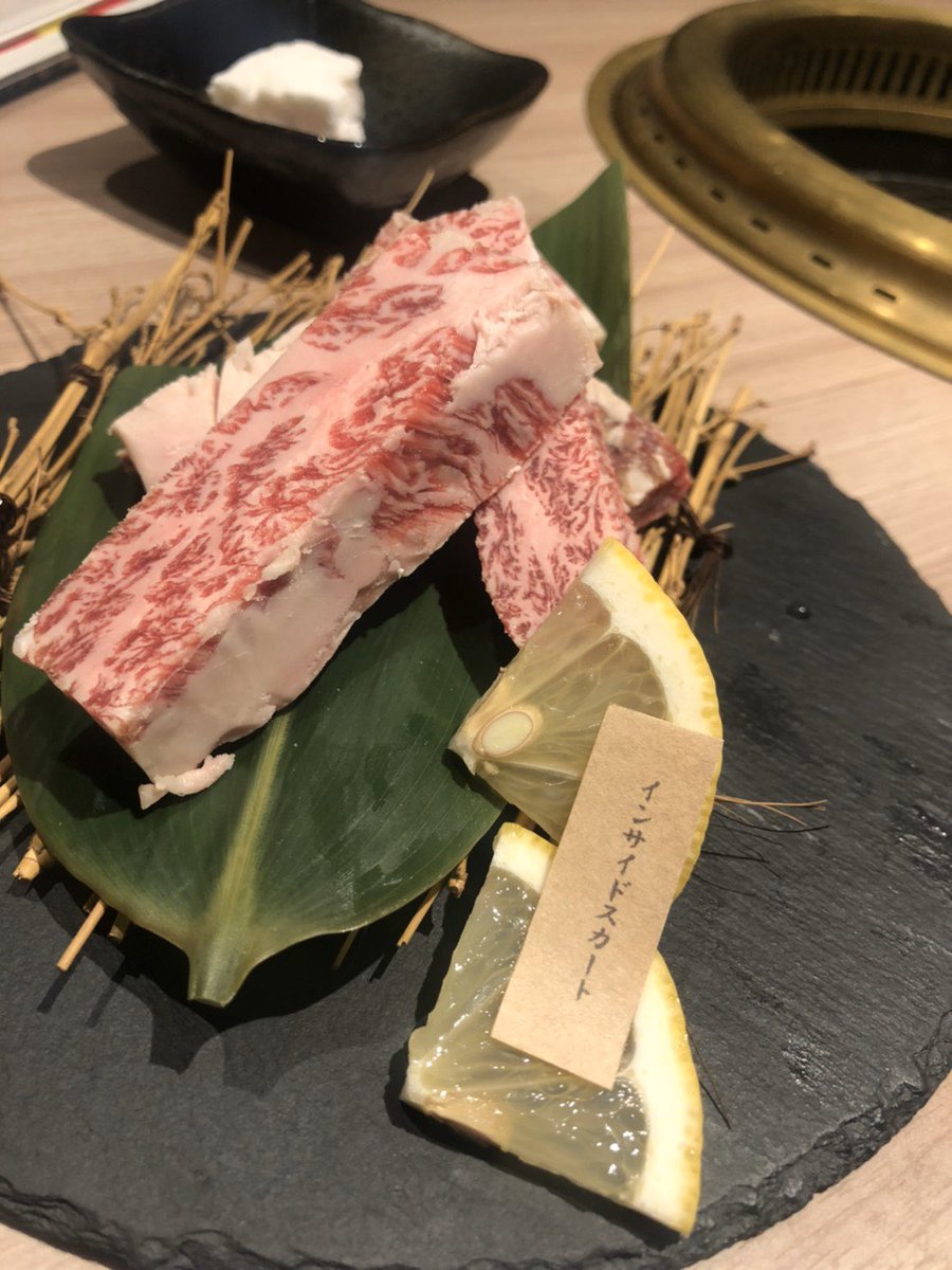 aaabbbccctkt's tweet image. 昨日、焼肉食べに行ってきた😋

写真見てわかる通り
もう美味しすぎた！！😆😆
最高すきだ！！

店員さんもみんないい人で
最高の気分と空間だった！😁笑