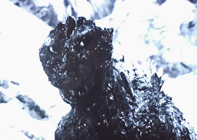 巨大生物のtwitterイラスト検索結果 古い順