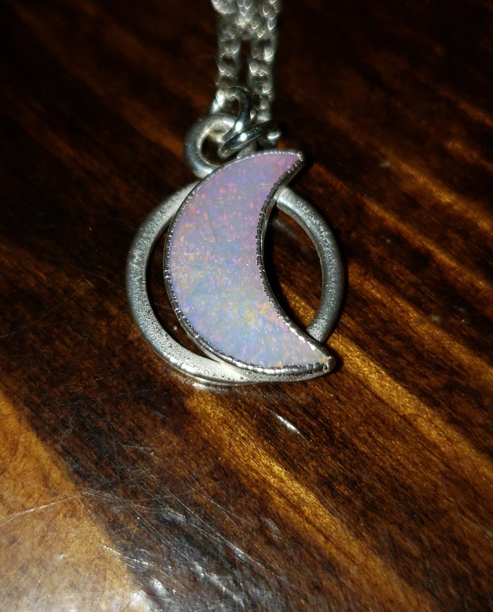 I got my opal moon necklace today!! It's so pretty  Now I just need a pair of opal star earrings to go with it   @lunamosity_