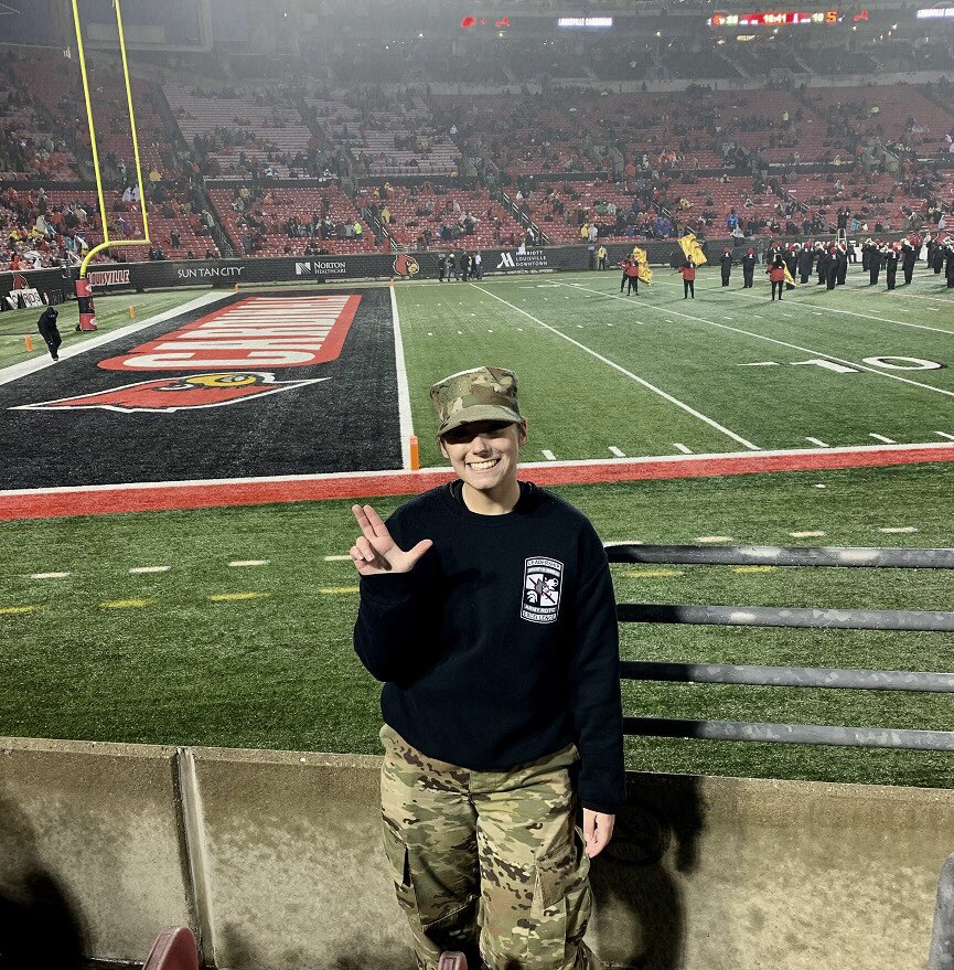 UofLarmyrotc's tweet image. ⭐️ CADET SPOTLIGHT ⭐️ This week we want to highlight Cadet Jerolaman‼️She’s an MSII, majoring in Criminal Justice with a minor in Middle Eastern and Islamic Studies. She was recently selected to participate in #ProjectGO this summer! #WeAreUofL #ArmyROTC  #CadetHighlight