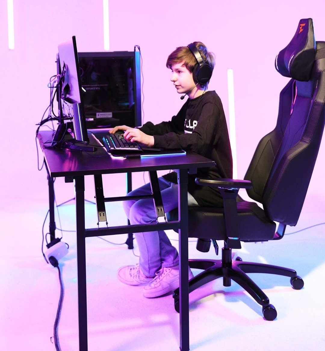 riutt60fps's tweet photo. Che me cambie de setup porque el otro lo tengo de hace 1 año y qyise otro porcia yo vivo estados unidos en nueva york #SetUploko @lokonazo1 https://t.co/IYpPNgmLLy