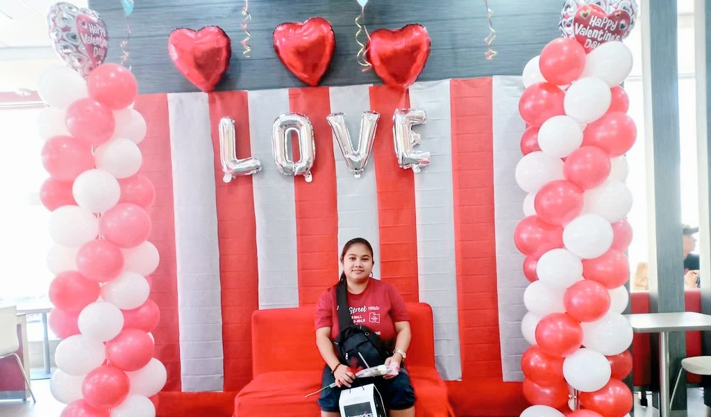 avisala13's tweet photo. Happy Valentines day 😍😍😘 https://t.co/JW4ESA5q8U