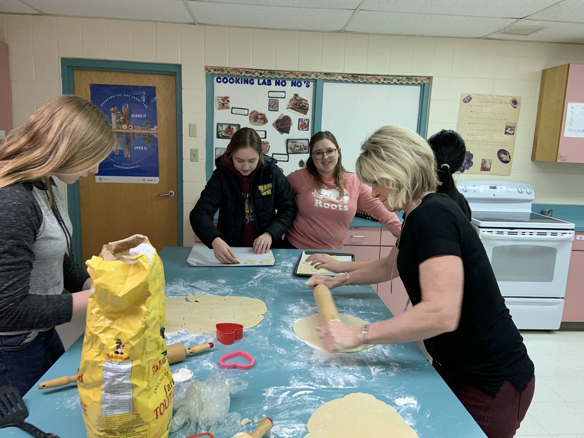 Sandra Baldwin (she/her) tweet media