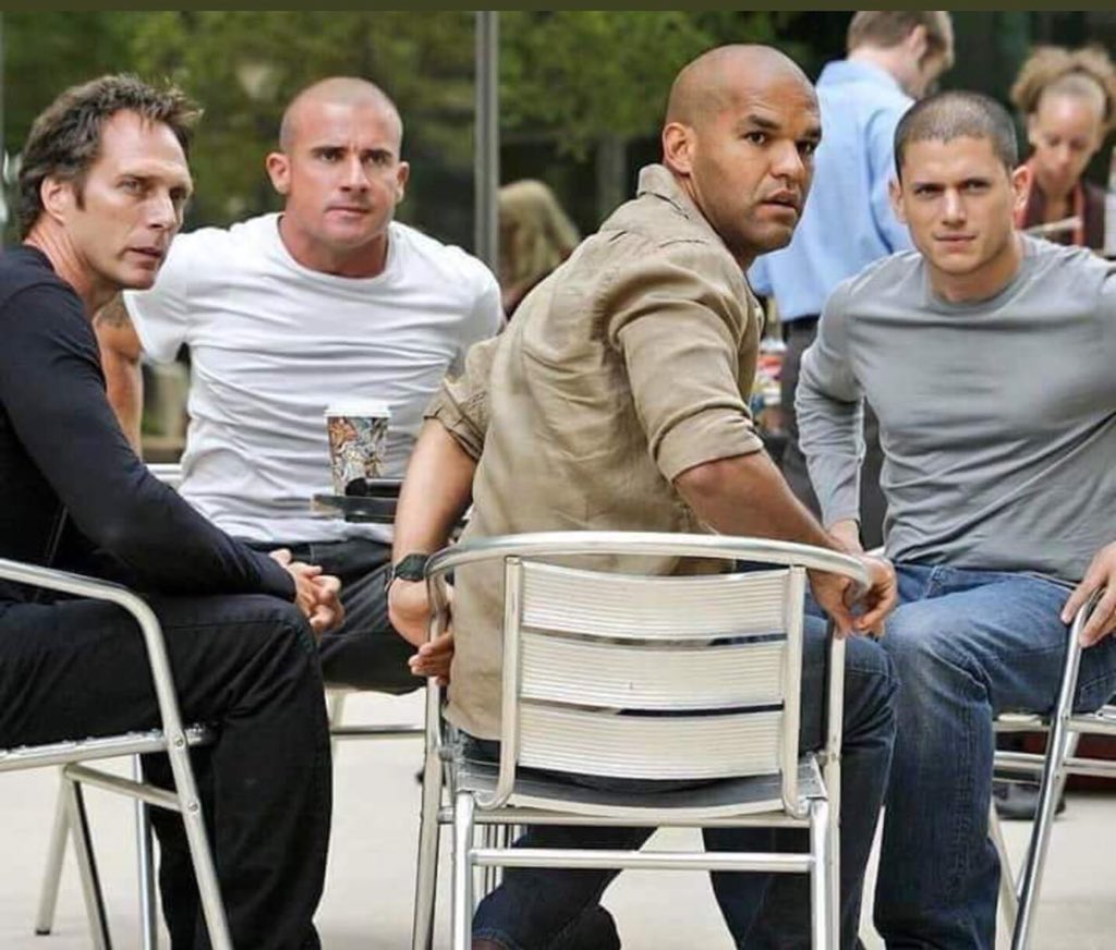 brynne_achoka's tweet image. The Organising committee when they spot madem wa kukula fare trying to sneak into the #MenConference2020 
#ValentinesDay2020