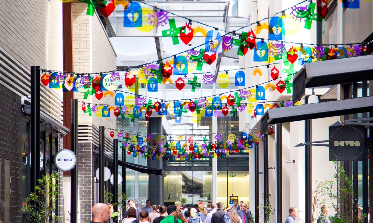 Things are about to get colourful in Barangaroo South, and you are invited! Colour The Streets returns today celebrating the 42nd Annual Sydney Mardi Gras, with a huge line up of events. 🌈
Find out more ➡️ barangaroo.com/see-and-do/wha…