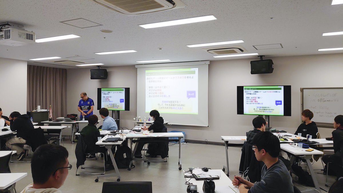 日本工学院ゲームクリエイター科 蒲田校 午後は企画書の制作と発表です 時間がない中でいかにわかりやすく インパクトのある企画書を作れるか勝負です 日本工学院 ゲームクリエイター科