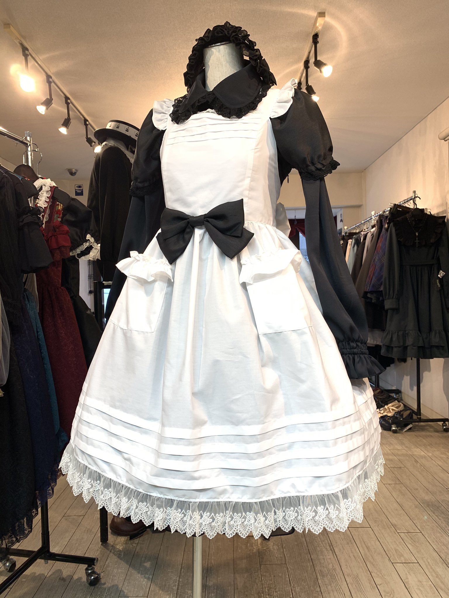 ビ*ラ様 フェイラー　エプロン　タックフリル Bicolor frill apron / バイカラー フリル エプロン（ピンク