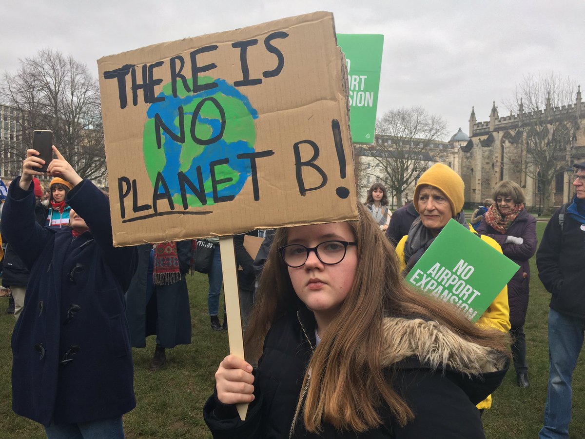 mrsharrisRE's tweet photo. Watching my 11 year old moved to tears by a powerful speech from @avonwt at @bristolYS4C...she shouldn’t have to spend her Valentines Day like this 💚#climatejustice #ourkidsdeservebetter https://t.co/qNfVFlexCr
