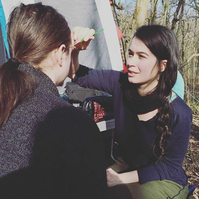 Quand on est en sous effectif et que la réalisatrice s'essaie au maquillage 
#webseries #kerith #webserie #makeup #maquillage #foret #eperlecques ift.tt/3247OGR