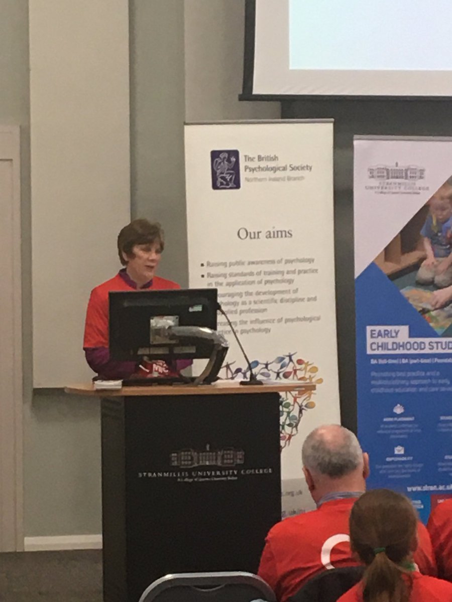 ⁦@stranbelfast⁩ principal welcoming everyone to the college for #LoveYourHeart The Daily Mile ⁦@niscifest⁩ ⁦@NIBPS⁩ ⁦@BHFNI⁩ ⁦@UlsterUniSport⁩