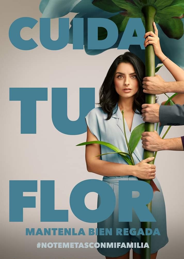 Elena De La Mora tweet media