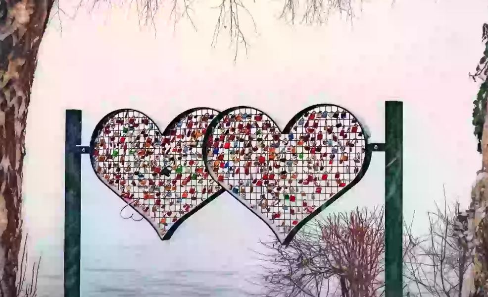 Pripimar's tweet image. 😍 ¡Feliz día de San Valentín! 😍

Hoy celebramos el día del Amor y la Amistad.
En este artículo podéis conocer un poco más sobre esta fiesta.
pripimar.com/san-valentin/