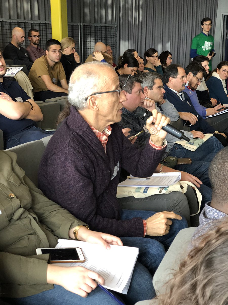 vaincrelamuco's tweet photo. [#MUCORecherche] #CFJC2020
La #thérapieGénique est une approche thérapeutique compliquée : Rosy Ganem nous explique son projet qui consiste à trouver des vecteurs efficaces qui soient capables de franchir le mucus #mucoviscidose #associationGaetanSaleumBrest @InstitutImagine https://t.co/XVPz57NIFN