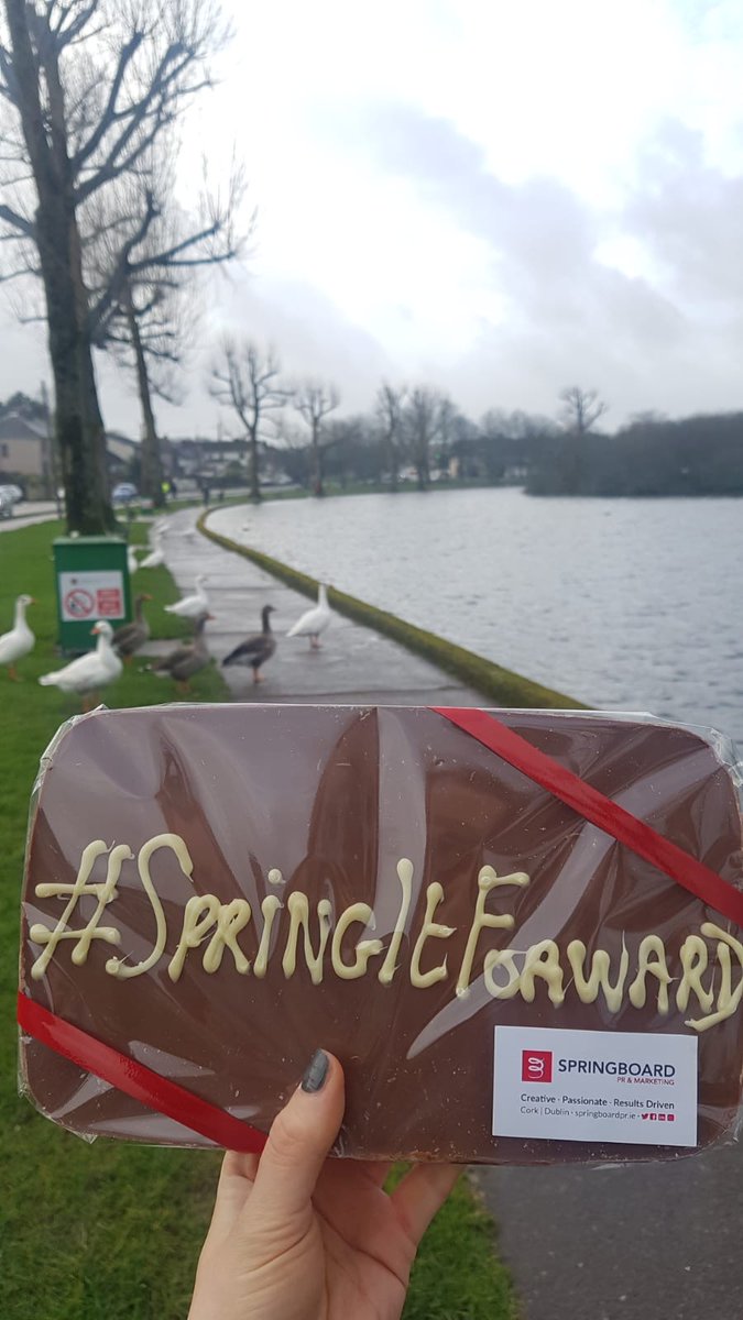 SpringboardCom's tweet image. Huge congrats to all our fellow @CBA_cork nominees!
Little treats on their way to some of you this morning from Artisan chocolate shop @davidchocs in @TheEngMarket Cork #SpringItForward and spread the Valentines love!
❤️❤️