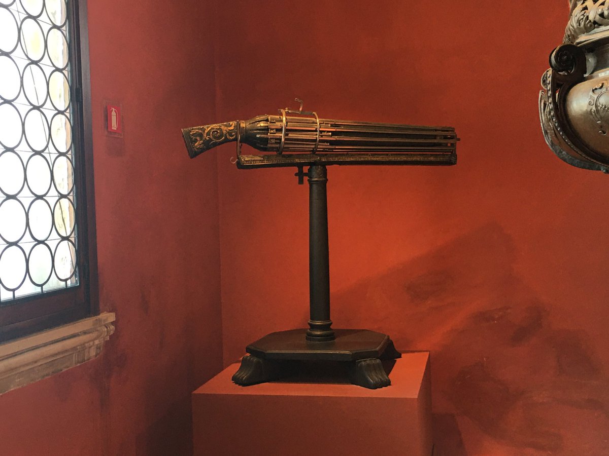 Daniel_WJPS's tweet photo. The ominous, yet astonishing showcase of war and history in Doge’s Palace, showing all weapons used in combat. #wjpseuro https://t.co/tHAgzyRLgc