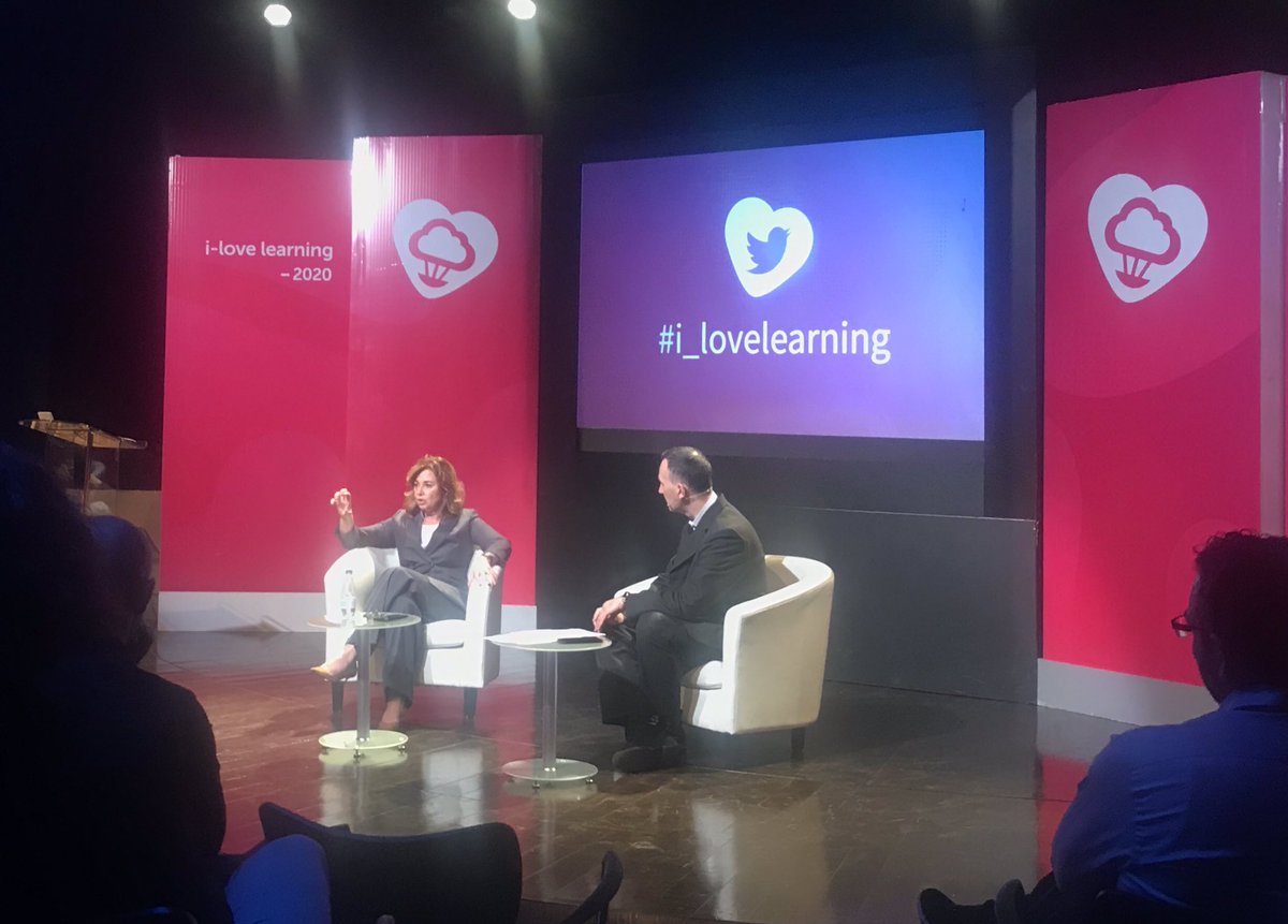 Buenísima intervención de <a href="/boldbubble/">Elisabetta Galli</a> de <a href="/bancosantander/">Santander</a> en <a href="/i_lovelearning/">Upper Intermediate </a>. Inspiradora y muy divertida 🔝🔝🔝