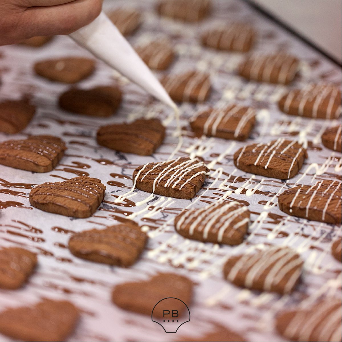 PuertaBernina's tweet photo. No nos extraña que te enamore, es irresistible, ¿verdad?
Además, te está poniendo ojitos... No lo dudes, ¡lánzate! ❤
·
#SaborAPrimeraVista #AmorEnPuertaBernina #Flechazo https://t.co/cZjuK4Ud8I