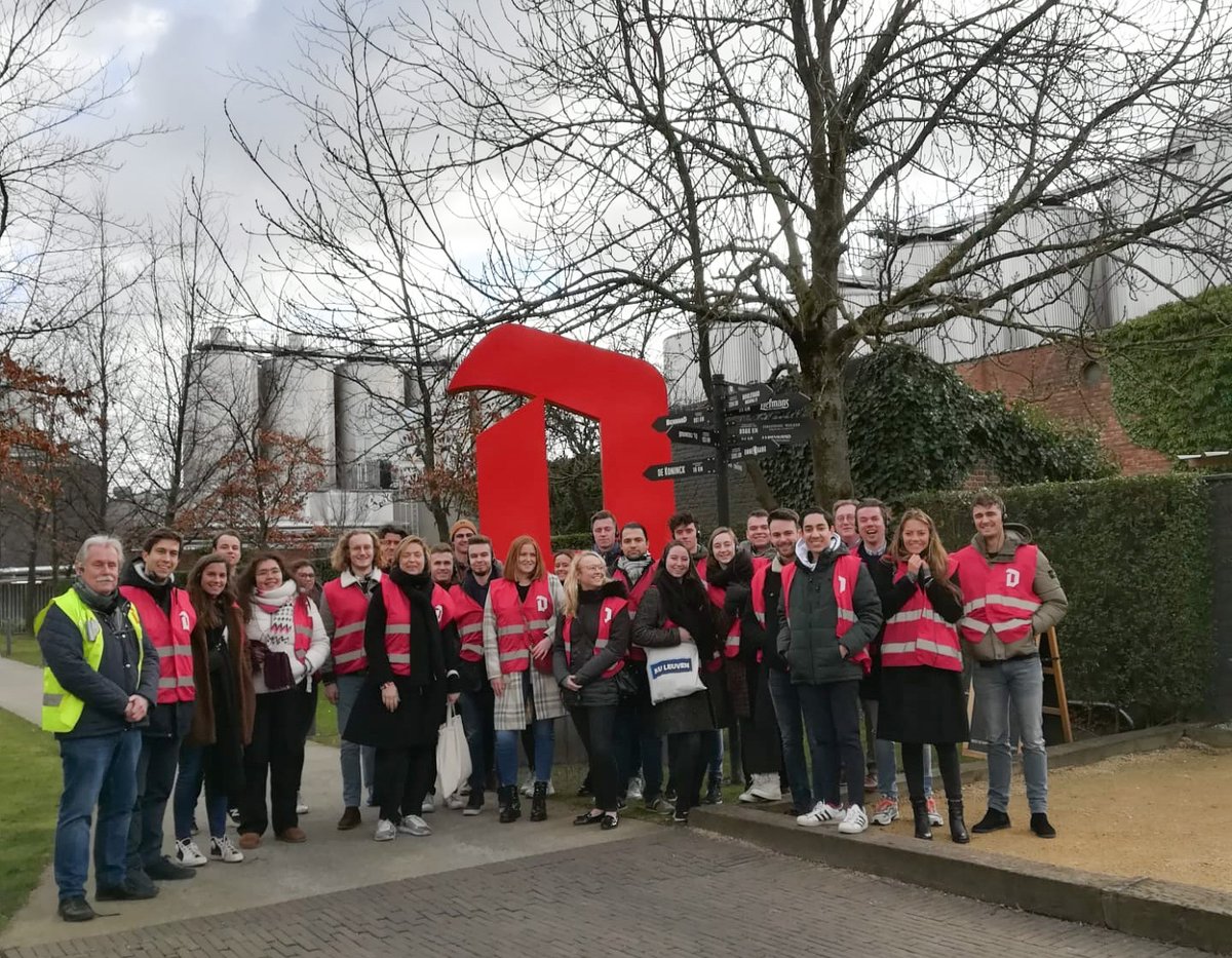 fevia_be's tweet photo. Werken in de voedingsindustrie? Da's niet alleen lekker, je krijgt er ook de kans om levenslang te leren! Met de #FoodTechTalent bedrijfsbezoeken van deze week, ontdekten studenten van @KU_Leuven Antwerpen de talrijke jobopportuniteiten bij @CocaColaBE_nl en #DuvelMoortgat https://t.co/yOM8qPiyt0