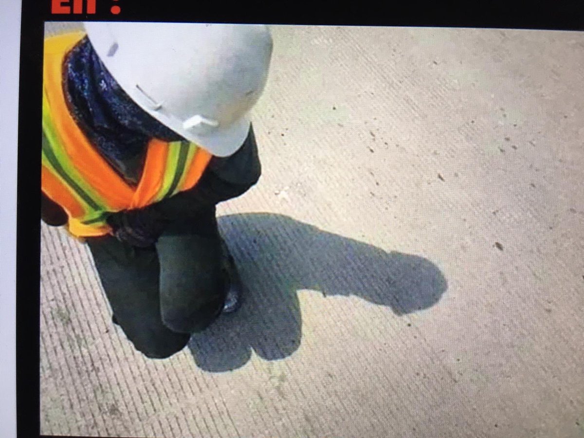 FetishIdentity's tweet photo. Hard helmet. https://t.co/KzgA9fxDb6