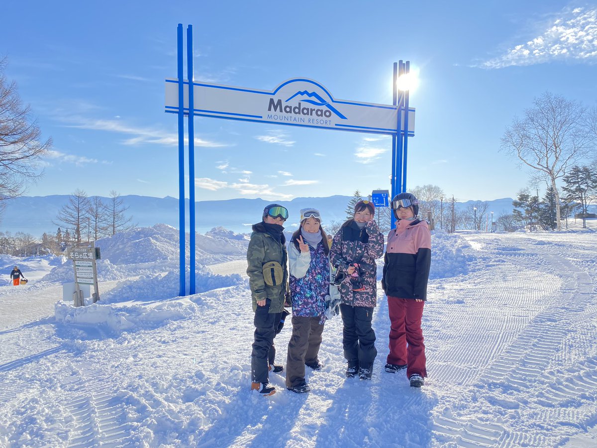 斑尾合宿終わりました🏂
今回もだれも怪我せず楽しめてよかったです☺️💫
シーズンはまだ続くのでガンガン滑ります🔥

#eviansnowboardingteam
#春から獨協