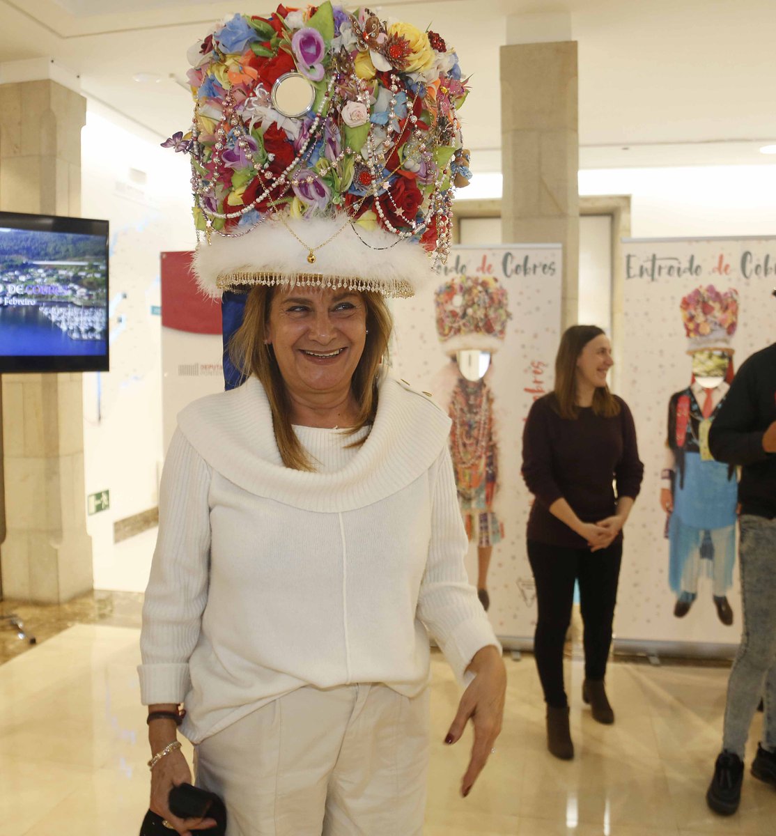 depo_es's tweet photo. 🎭 O #EntroidodeCobres percorre esta tarde as rúas de @Pontevedrate como antesala da gran cita entre o 22 e o 25 de febreiro en @ConcelloVilaboa. Non perdas esta oportunidade única cunha Festa de Interese Turístico de Galicia! 👉 https://t.co/kUfJ1s4mZA https://t.co/wrvREylrLf