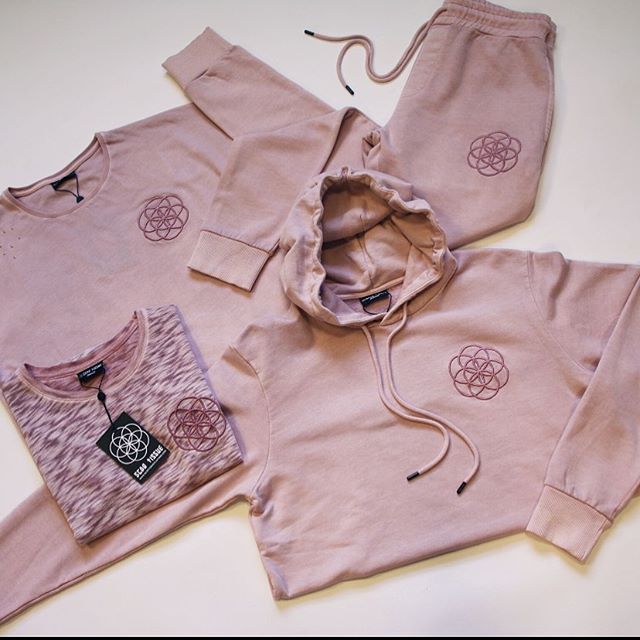 Power Couple Goals 👊🏼 💖 
zpr.io/gMXw5

#menswear #mensfashion #fashion #urbanstyle ...