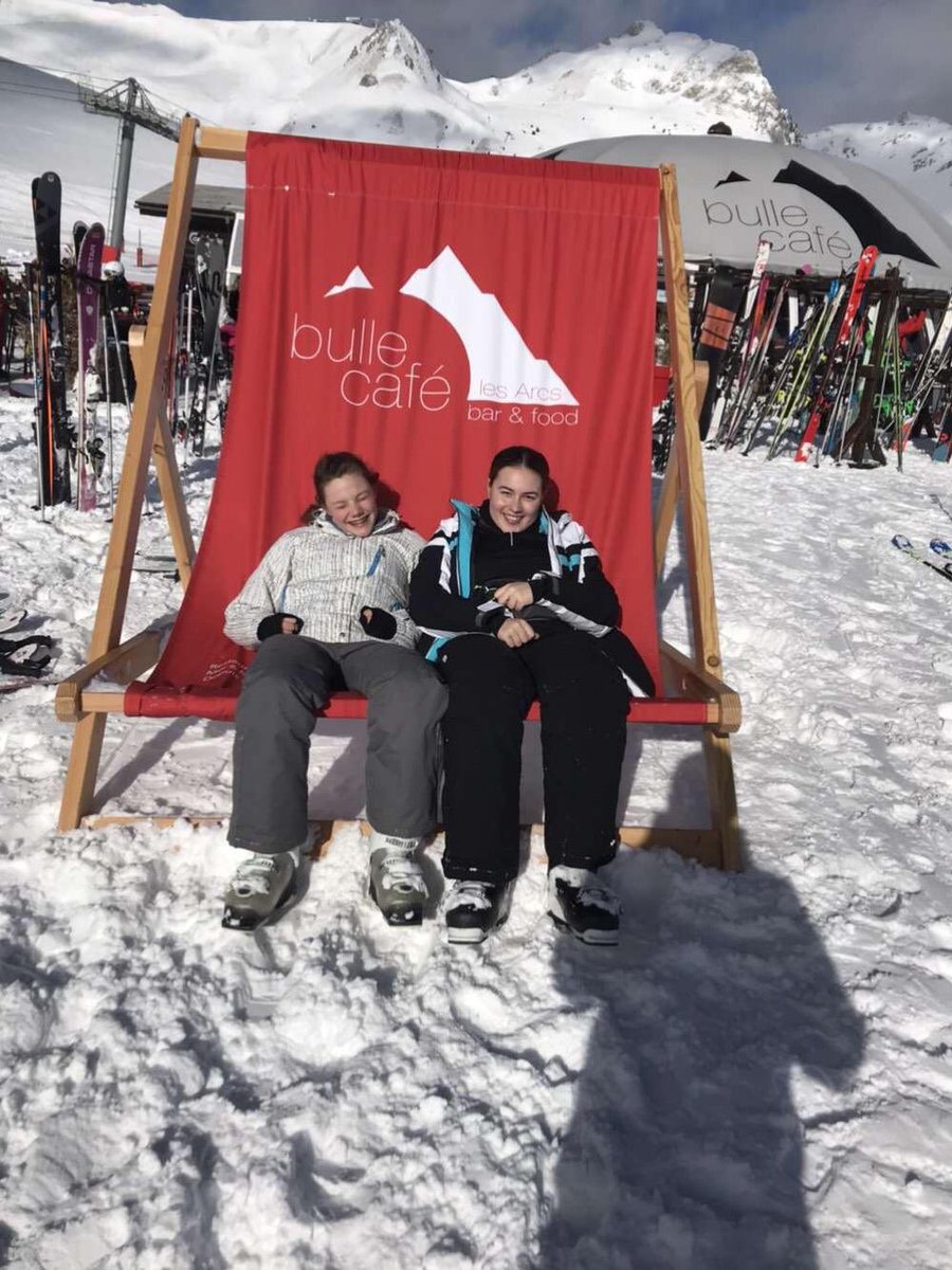Wilkins1G's tweet photo. Can’t believe it’s the final day. We’ve had daily FT calls from Vicki, they’ve clearly had an amazing time & made life long memories. Thank you @IvybridgeCollPE @IvybridgeComCol #class2020 #lesarc https://t.co/eq76kAaEpJ