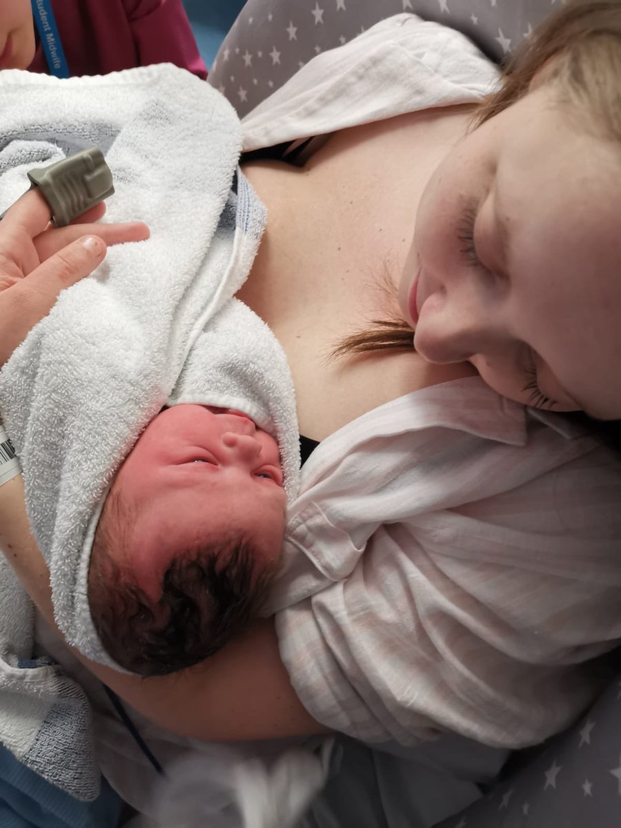 HeatherMcG_hwud's tweet photo. Happy Valentine’s Day everyone ❤️ in the wee hours of the day, my first baby saw his first baby arrive, best Valentine’s present ever. Welcome to the world, Lily McGregor. Not sure I feel old enough to be a grandmother!! https://t.co/nwHd8C39Co