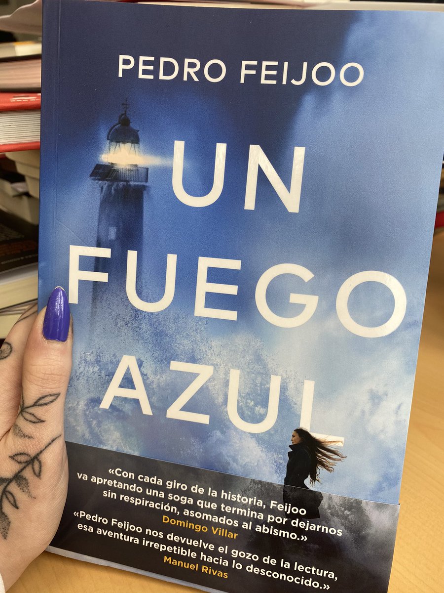 HET_Radio3's tweet photo. Conectamos con Barcelona en la #Barriupedia de hoy para hablar con @pedrofeijoo sobre su nuevo libro. #JorgeBarriuso charla con él acerca de #UnfuegoAzul, @megustaleer. https://t.co/sViXpZidnV