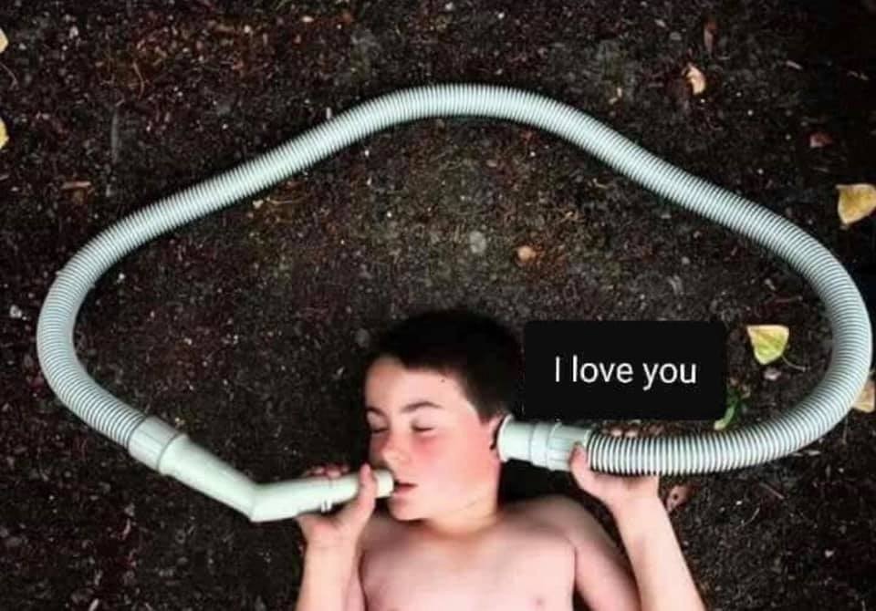 nivacity's tweet image. Best engaged tweet gets to win a free domain!!! Let&apos;s get going... #Afroblogger #zimbabweblogger