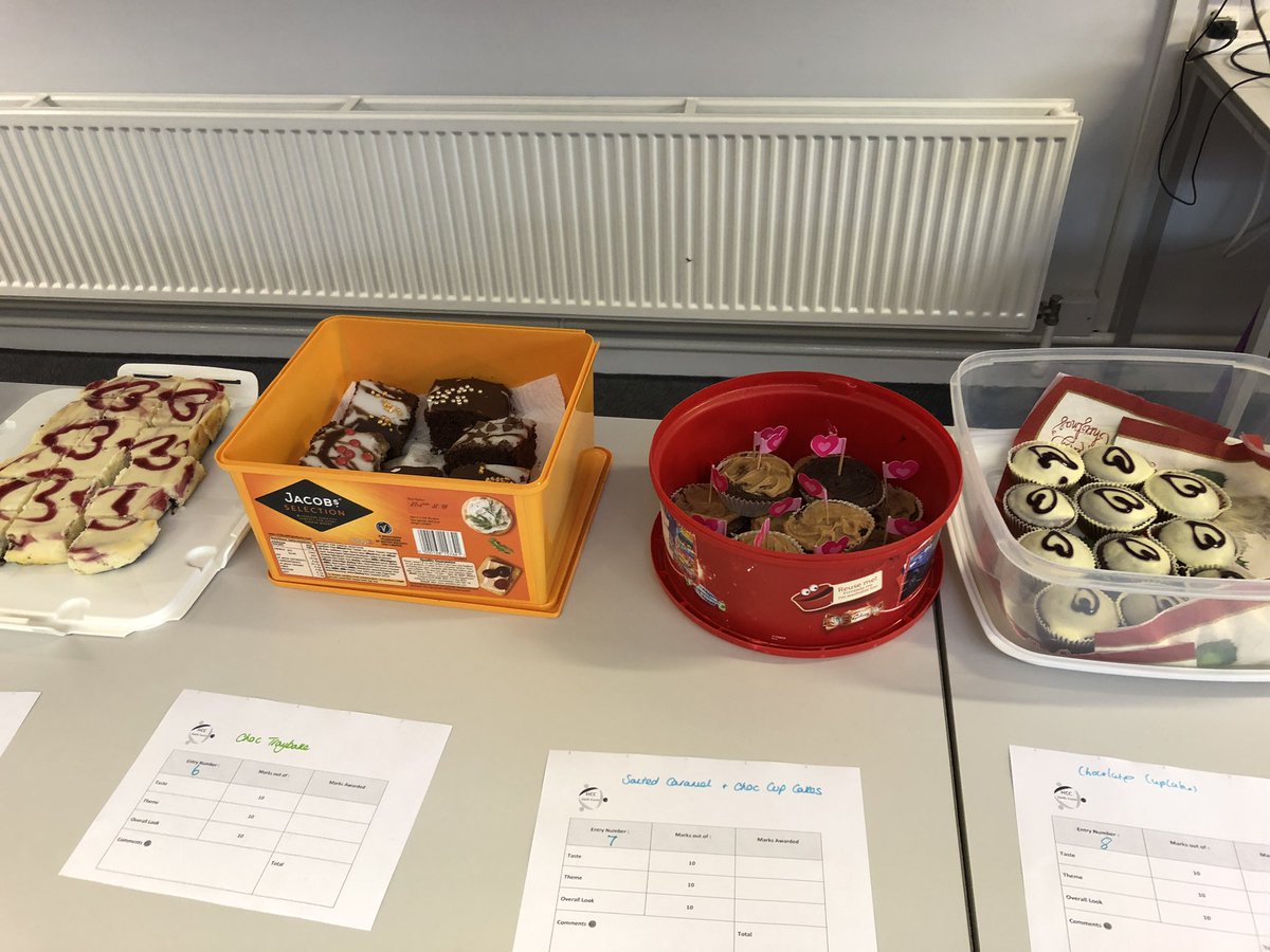 Selena B tweet media