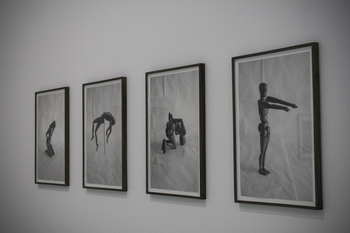 JBBornier's tweet photo. Reportage 🎙️📷 sur la nouvelle exposition #DancingMachines au @fracfc à #Besancon, qui questionne sur les limites du corps avec des œuvres d'artistes visuels et chorégraphes. C'est à retrouver à 12h #RCFBesancon @RcfJura avec @md_deg. Clémence Denis du Frac répond à nos questions https://t.co/vQGjGPC4lV