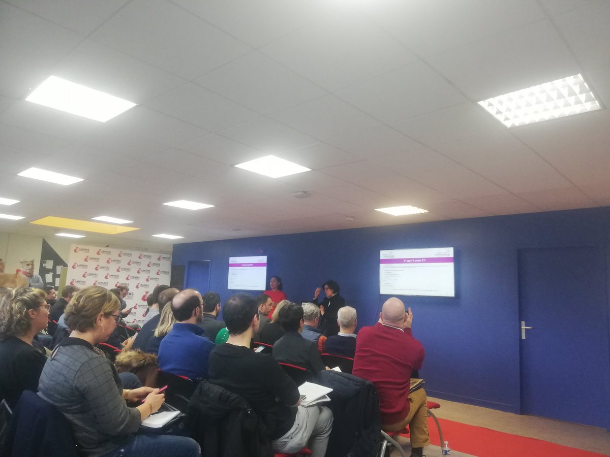 Claire_Jub's tweet photo. Ce matin au #meetupAFT, le @TourismeInnoLab rappelle que l'AAP Entrepreneuriat Touristique Innovant est lancé ! Vous pouvez candidater jusqu'au 4 mars, pour bénéficier de formation, incubation et expérimentation en matière de #tourisme 👇 https://t.co/4FZ4nXOjl1 https://t.co/Omf6glpDlQ