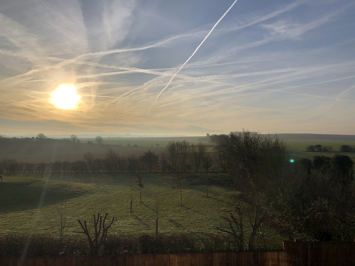 granarydev's tweet image. What a view to wake up to!  Our final collection of beautiful #newhomes at #victoriaheights #melbourn enjoy some of the finest views in #southcambs. Why not visit our website to learn more.