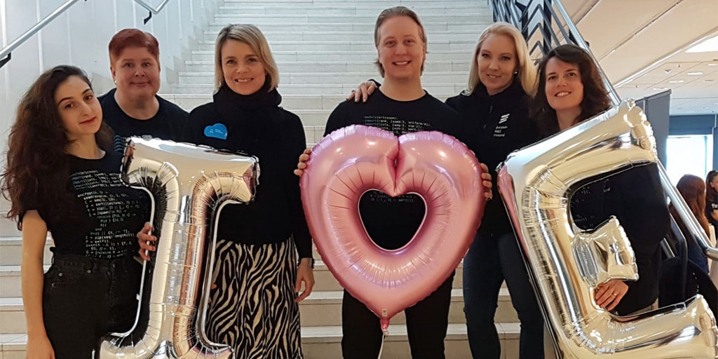 ericsson_fi's tweet photo. Oletko Helsingin Scandic Grand Marinassa käynnistämässä @MimmitKoodaa kevättä 2020? Niin mekin! Tulevien workshoppiemme ohjelmistoon on suunniteltu kuuluvan kyberturvallisuus, tekoäly, botit, ja käyttäjäkokemus. Tule moikkaamaan ja kuulemaan lisää!

#womenwhocode
#diversity https://t.co/N45rUKKNaW