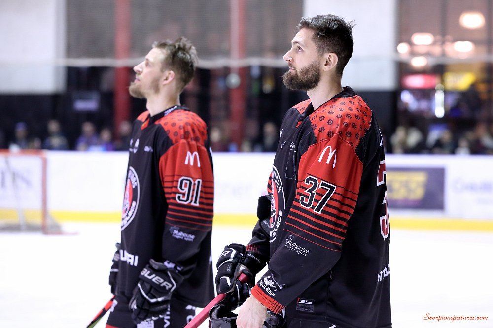 ScorpionsMulho's tweet photo. Jour de match ! 
🆚 @bruleursdeloups
⌚ 20h
📍 Pôle Sud 
📝  https://t.co/rrP1wVvjEJ
📺  https://t.co/AV0t8T5VbV
📋 https://t.co/gyBqxo0Nsx

#TousScorpions #SLMhockey
#AllezMulhouse https://t.co/bFSXICU7D8
