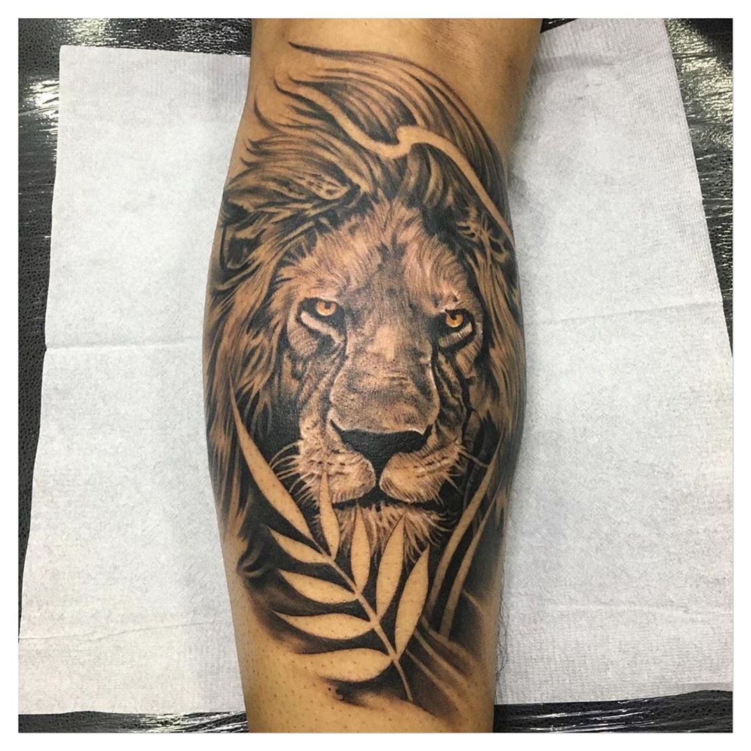 itattyou's tweet photo. A lion sleeps in the heart of every brave man. .
.
Done by : subhojit_koruink
Done at : https://t.co/cc1ezxGRAH .
.
Follow @itattyou for more details about upcoming Tattoo Events, Tattoo Artists, Products and Beautiful Tattoo Designs.
.
. https://t.co/P4J5POc4yM