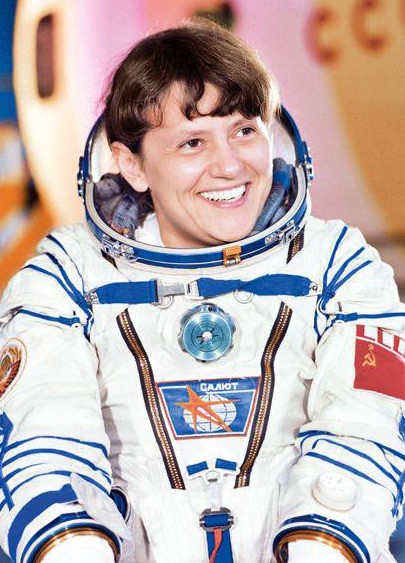 توییتر \ UNOOSA در توییتر: "Meet Svetlana #Savitskaya the #first woman to  #spacewalk on 25 July 1984, conducting extra-vehicular activities outside  the Salyut 7 #space station for 3 hours and 35 minutes. #