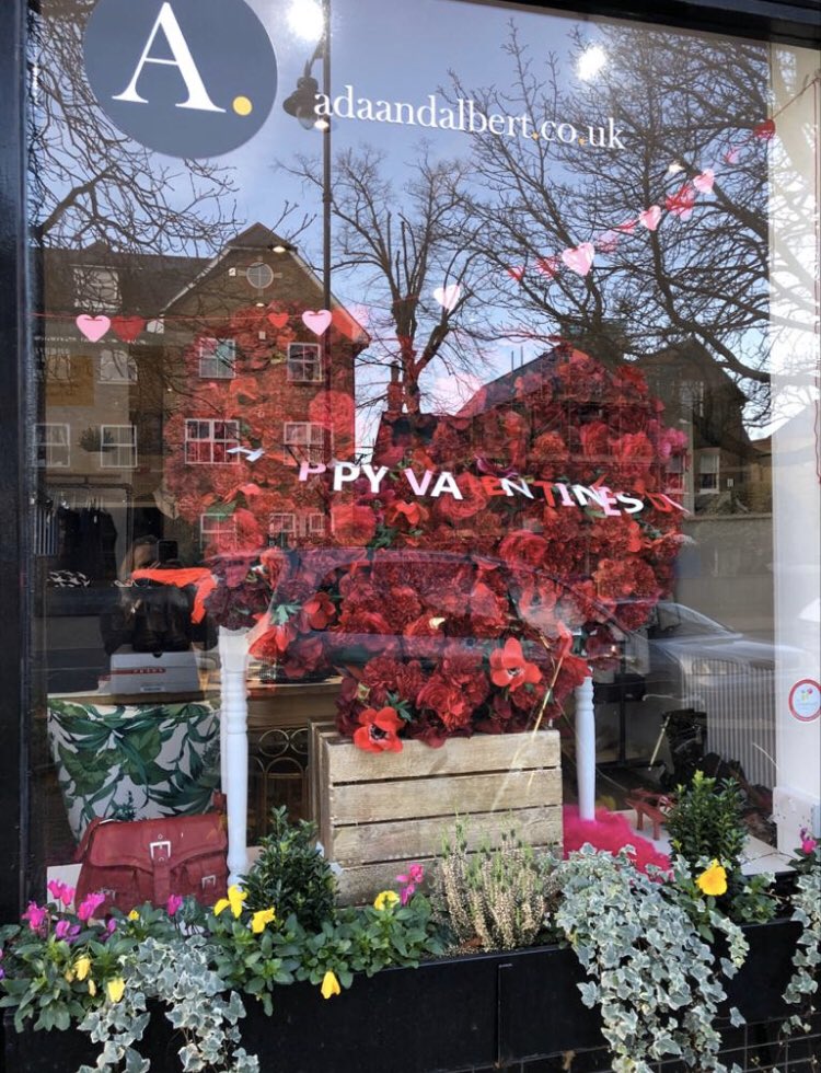 adaandalbert's tweet photo. Happy Valentine’s Day! Today we want to send lots of love, gratitude &amp; thanks to all our incredible supporters and volunteers. ❤️❤️ Thanks to your generosity we have been able to help support so many vulnerable #children in the #Bromley and #Chislehurst community. Thank you all! https://t.co/Q7TpgIDNDk