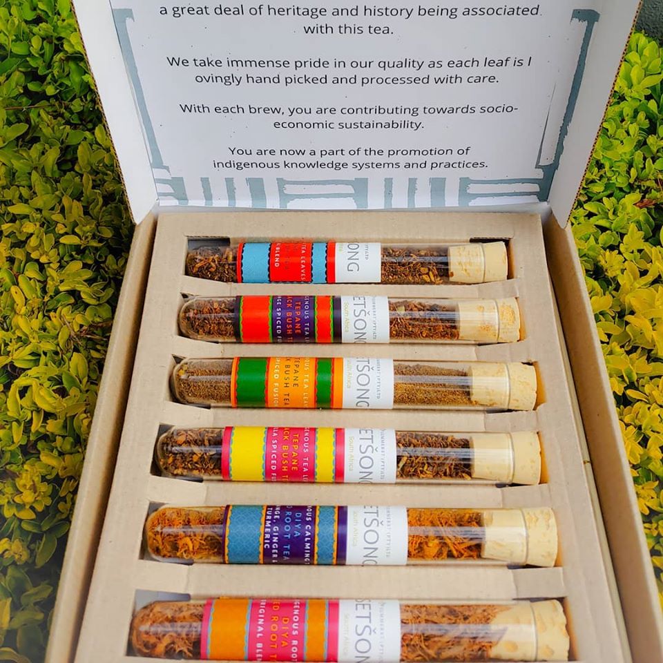 “It’s #ValentinesDay 😀😍💞💖💘💟
There’s no better time to reach out to the ones we care about, and we care about you!
Thank you so much for your business.
Everyone counts.
We wouldn’t have a business without you, so all of us at #SetsongTea are sending you a heartfelt #Thankyou