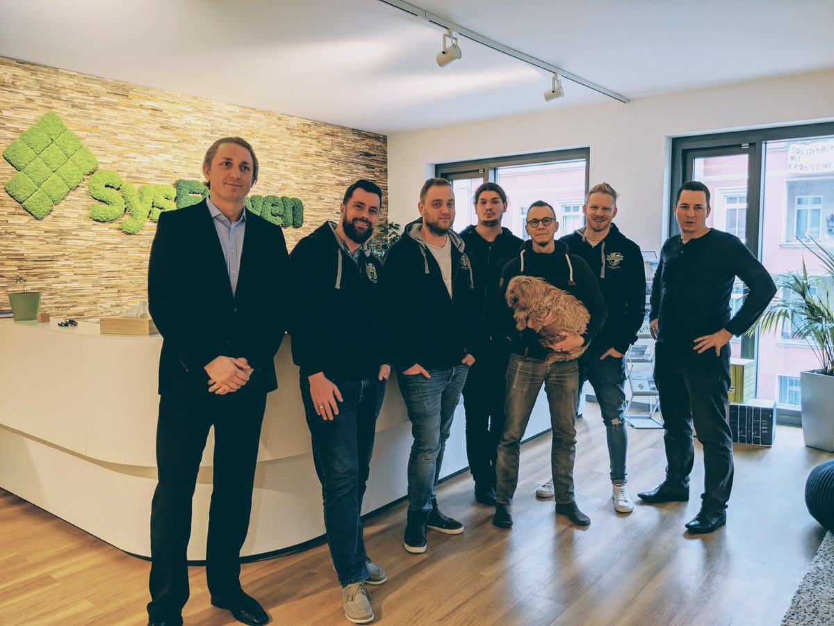 shopmacher's tweet photo. Der Austausch zum Nextlevel Hosting auf Basis von #Metakube/#Kubernetes bei @SysEleven war sehr spannend und aufschlussreich. Danke an das ganze Team!🥰😍
#WirSindDieSHOPMACHER #SHOPMACHER #eCommerceTechnologyDeveloper #syseleven #sys11
#containerplattform #k8s #nextlevelhosting https://t.co/WJDHwG2071