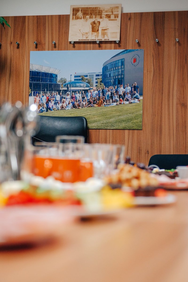 BlogicCZ's tweet image. Láska prochází žaludkem! 😋 V Blogicu jsme si toho vědomi, proto jsme pro naše milované kolegy připravili vydatnou snídani přímo od 🧡! Všem přejeme krásný dnešní den. 🌹 #valentyn #blogic