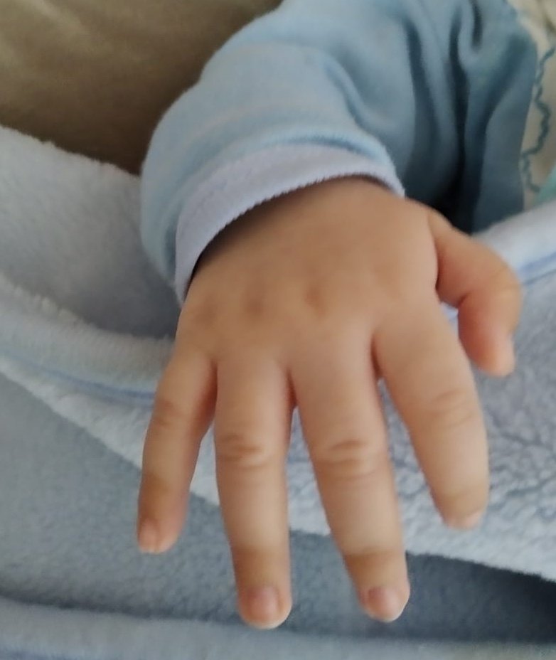 Deniz_rva's tweet photo. #ilanediyorum Bugün benim doğum günüm ve minik Aşkım Oğlumla birlikte ilk defa kutluyorum #2.sayfa https://t.co/WGVbCdRrby