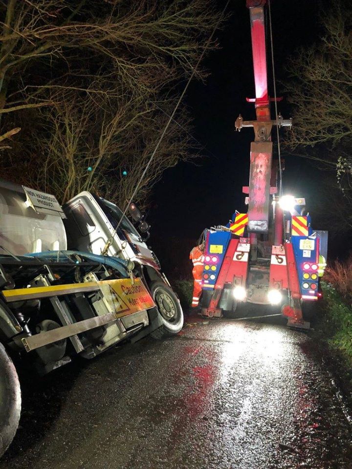 BoleynLtd's tweet photo. Middle of the night we are still there for you #getyoumoving https://t.co/dl1kqZI0LN