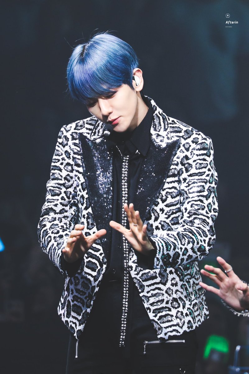 afterin56's tweet photo. #변백현 #BAEKHYUN #백현 
200202 We are the Future Tour in San Jose HD
𝐇𝐚𝐩𝐩𝐲 𝐕𝐚𝐥𝐞𝐧𝐭𝐢𝐧𝐞'𝐬 𝐃𝐚𝐲🌹

Please do not re-upload or re-edit.
Any request please DM.
@B_hundred_Hyun 
@weareoneEXO https://t.co/DnoXfPHtka