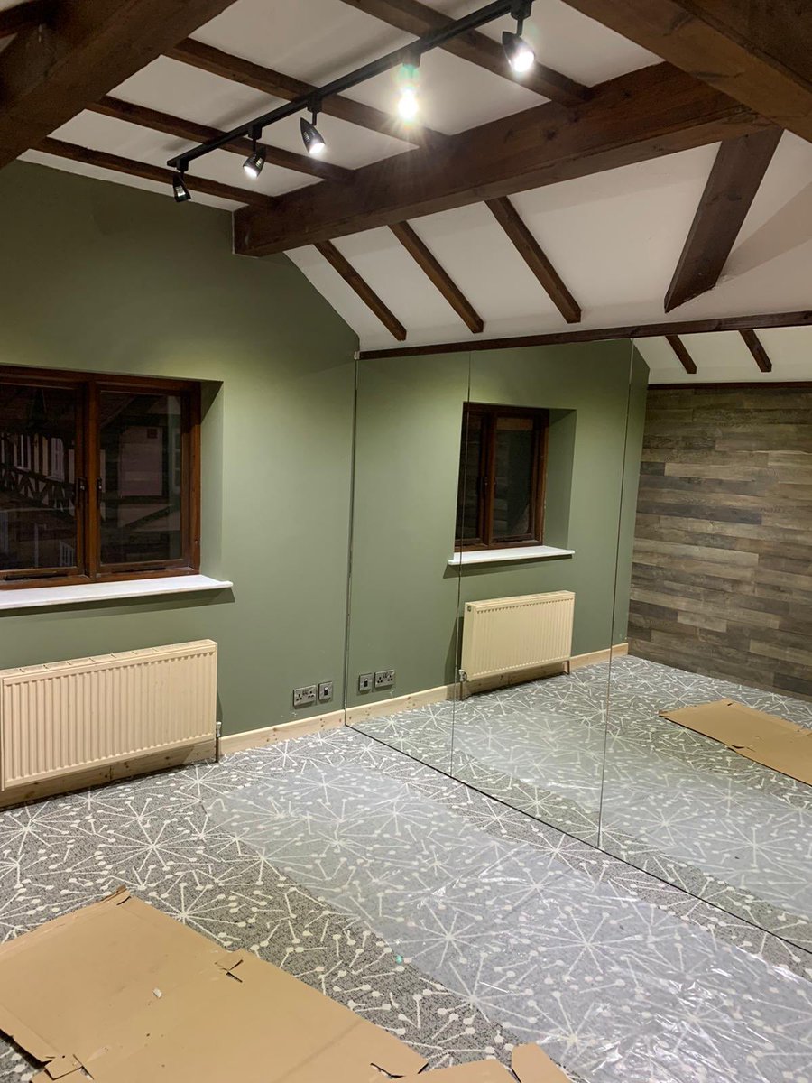 B&M Installations tweet media